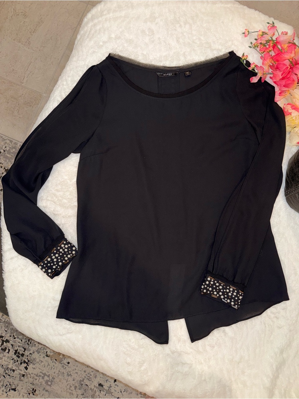 2 x 20$ Guess Black Long Sleeve Blouse with Studded Cuffs Size S